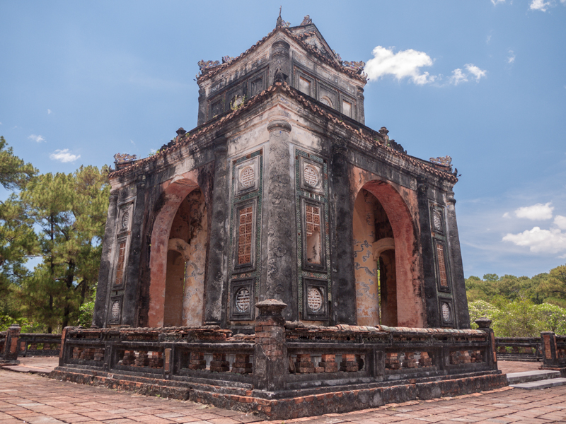 things to do in hue vietnam tomb of tu duc