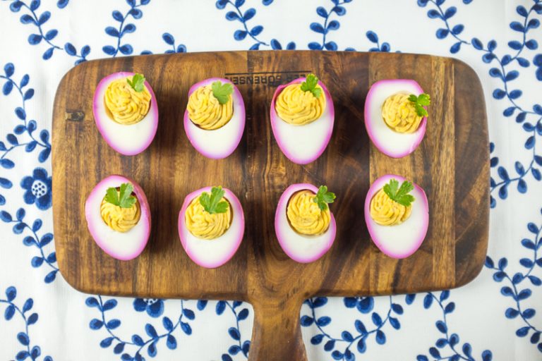 Beetroot Deviled Eggs: Recipe