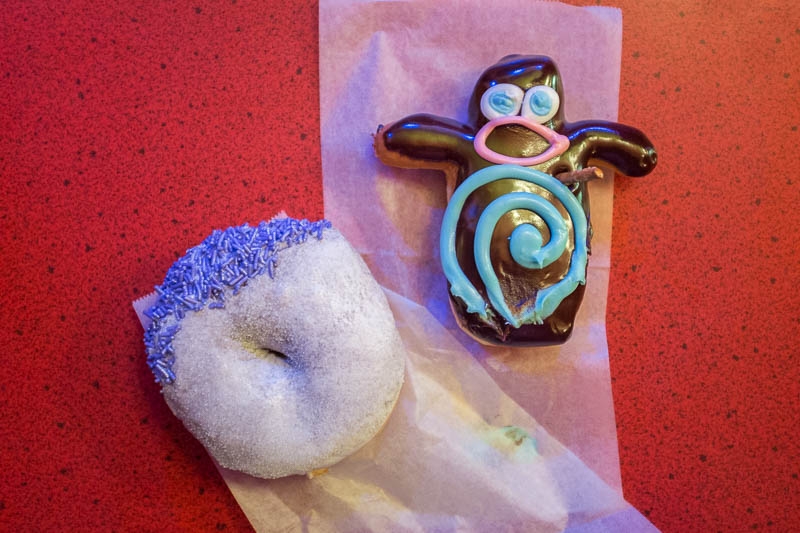 voodoo doughnut too kerns portland review