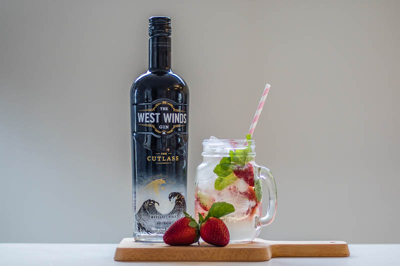gin elderflower fizz cocktail recipe