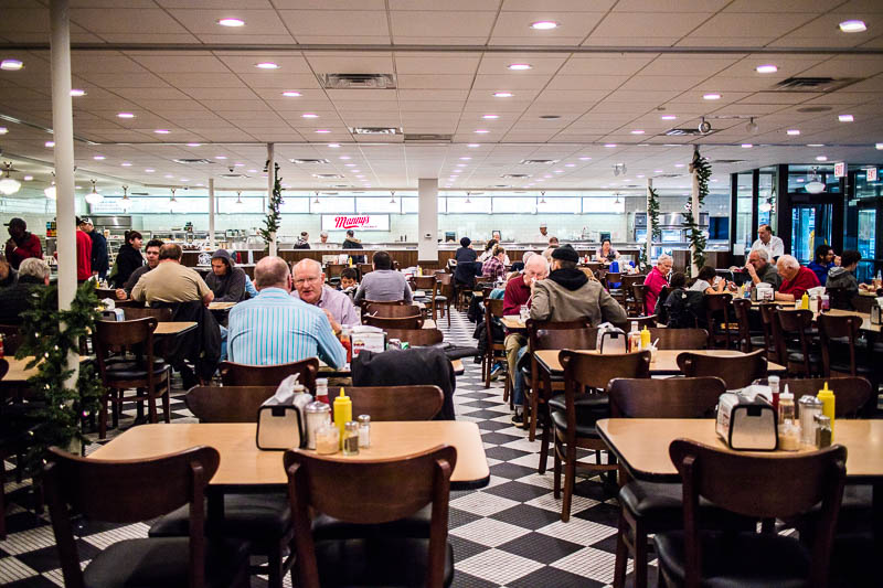 manny's cafeteria and delicatessen south loop