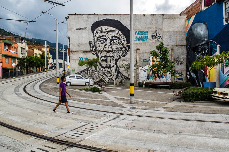 street art ayacucho tram medellin