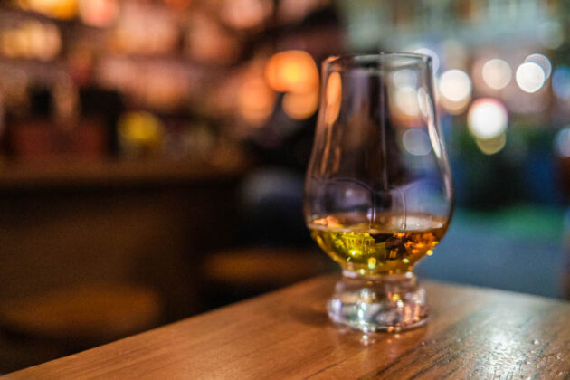 whisky den melbourne cbd