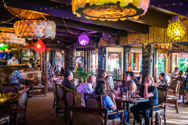 honolulu food guide where to eat la mariana sailing club kahili