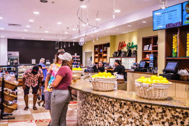 liliha bakery ala moana