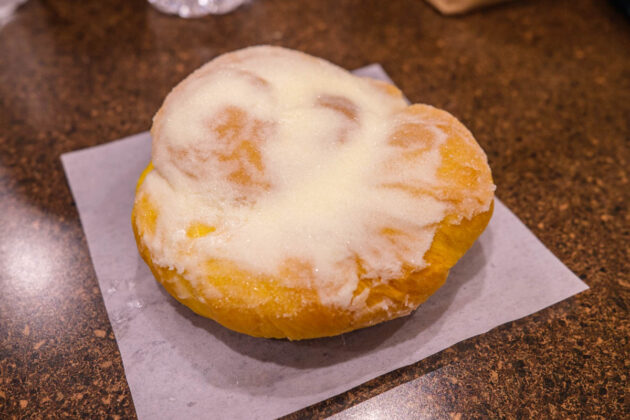 liliha bakery ala moana