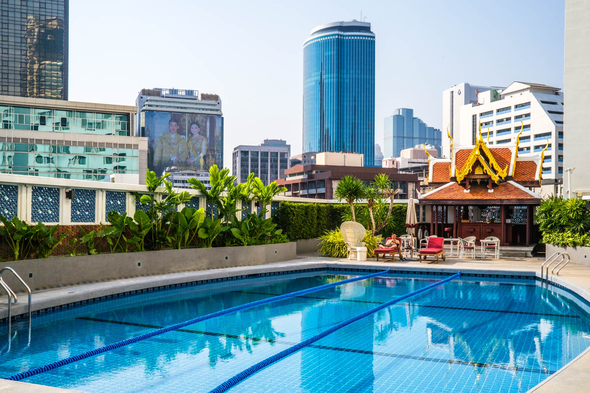 montien hotel surawong bangkok silom