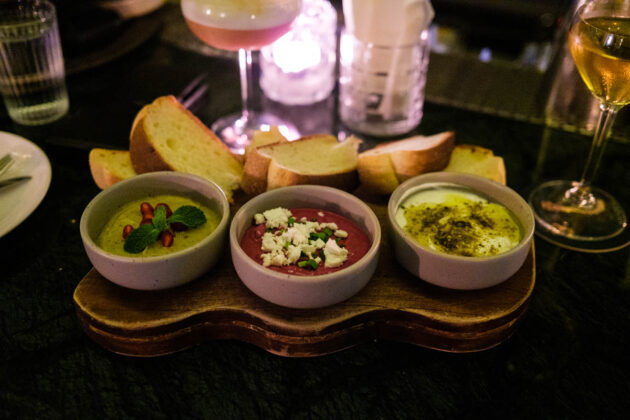 vesper cocktail bar silom