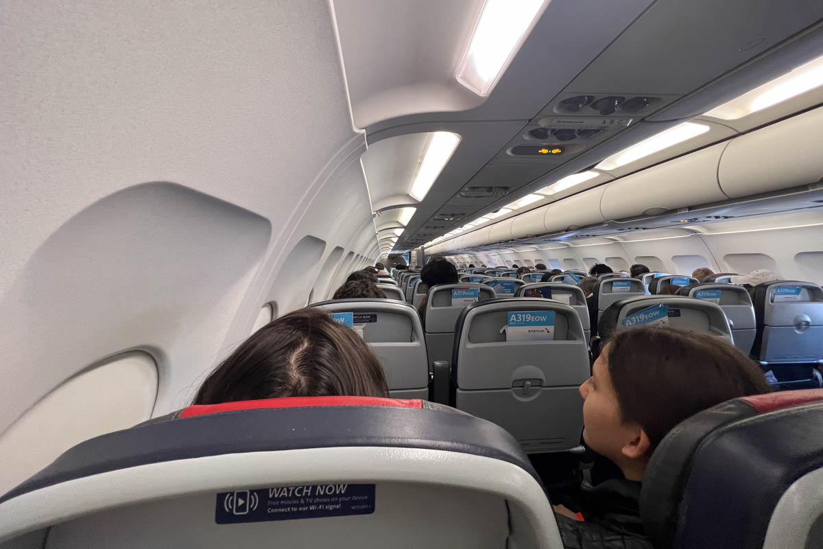 flying american airlines economy class from phoenix to san francisco