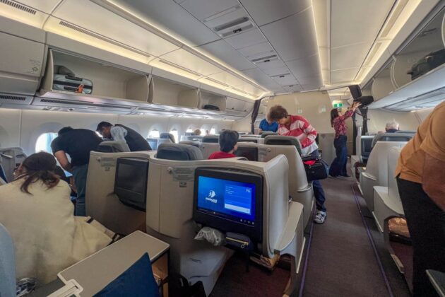 flying malaysia airlines business class from paris to kuala lumpur