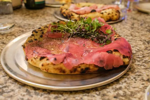 garfield pizzeria carlton