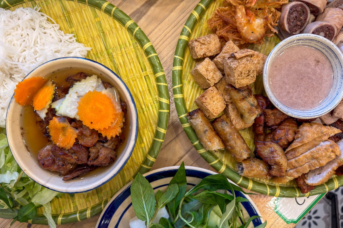 Bún Chả Hà Nội and Mẹt Siêu To at Hanoia Melbourne