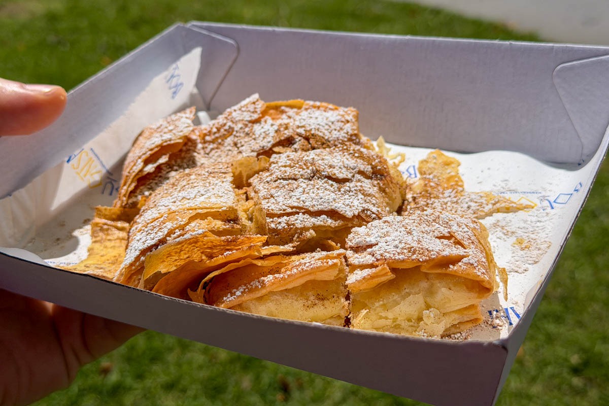 bougatsa at bougatsaki brunswick